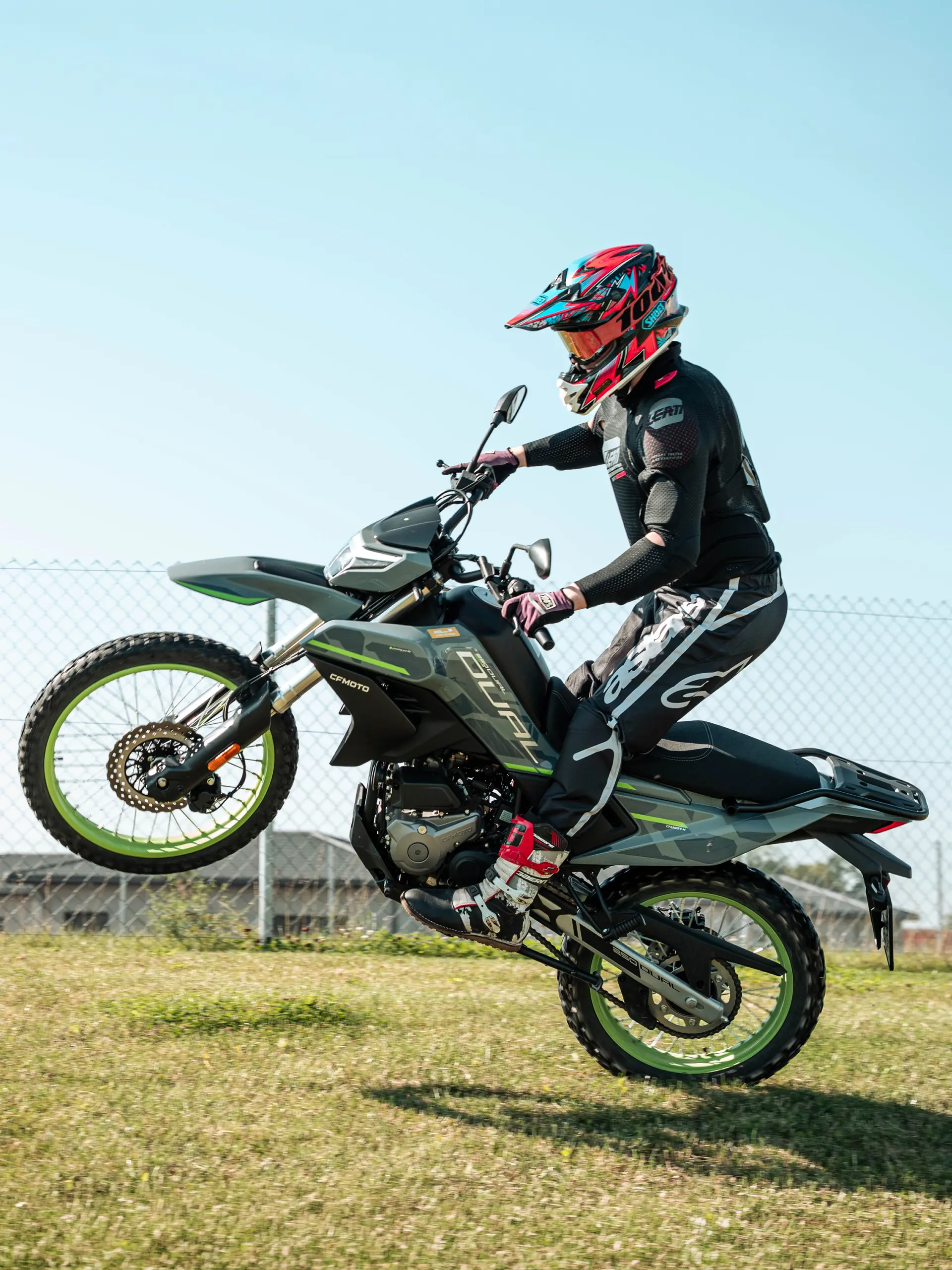  PIRMI ĮSPŪDŽIAI: CFMOTO 250DUAL