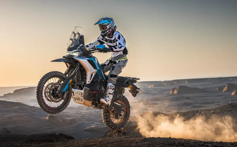 CFMOTO_1000MT-X_Outdoors_6